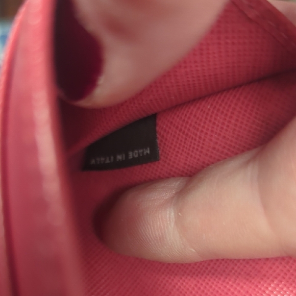 Prada Pink Saffiano Leather Wallet - Picture 9 of 16